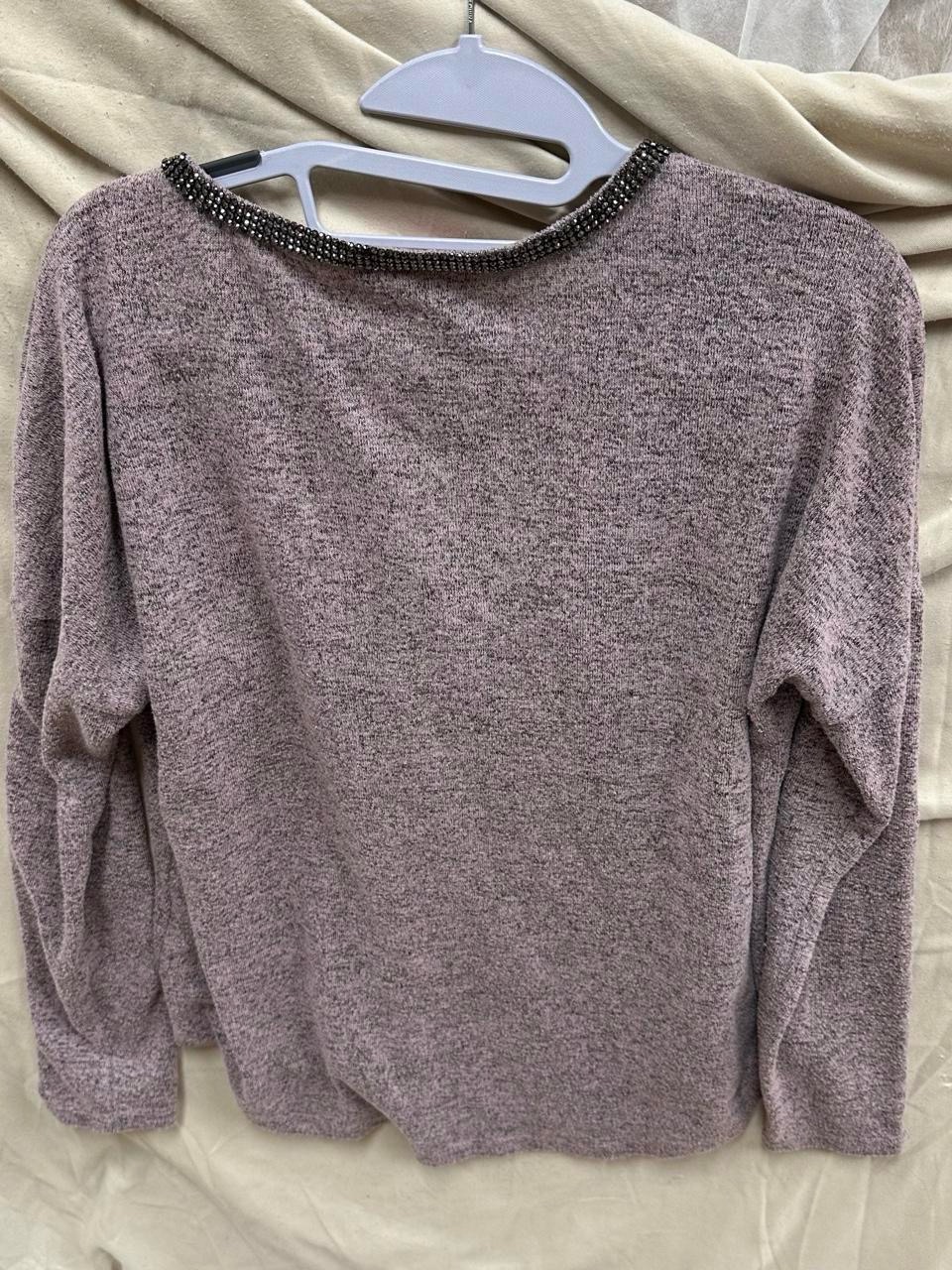 Jennifer Lopez Official Black Rhinestone V Neck Light Purple Long Sleeve. — image 4 of 4